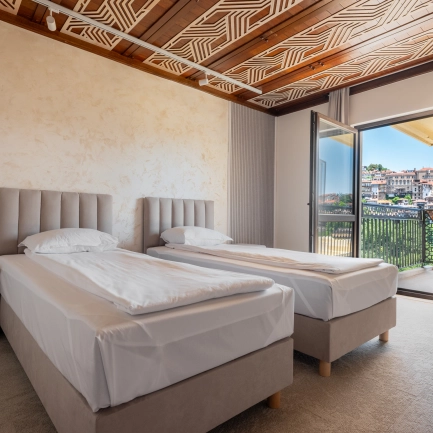 Нашите стаи