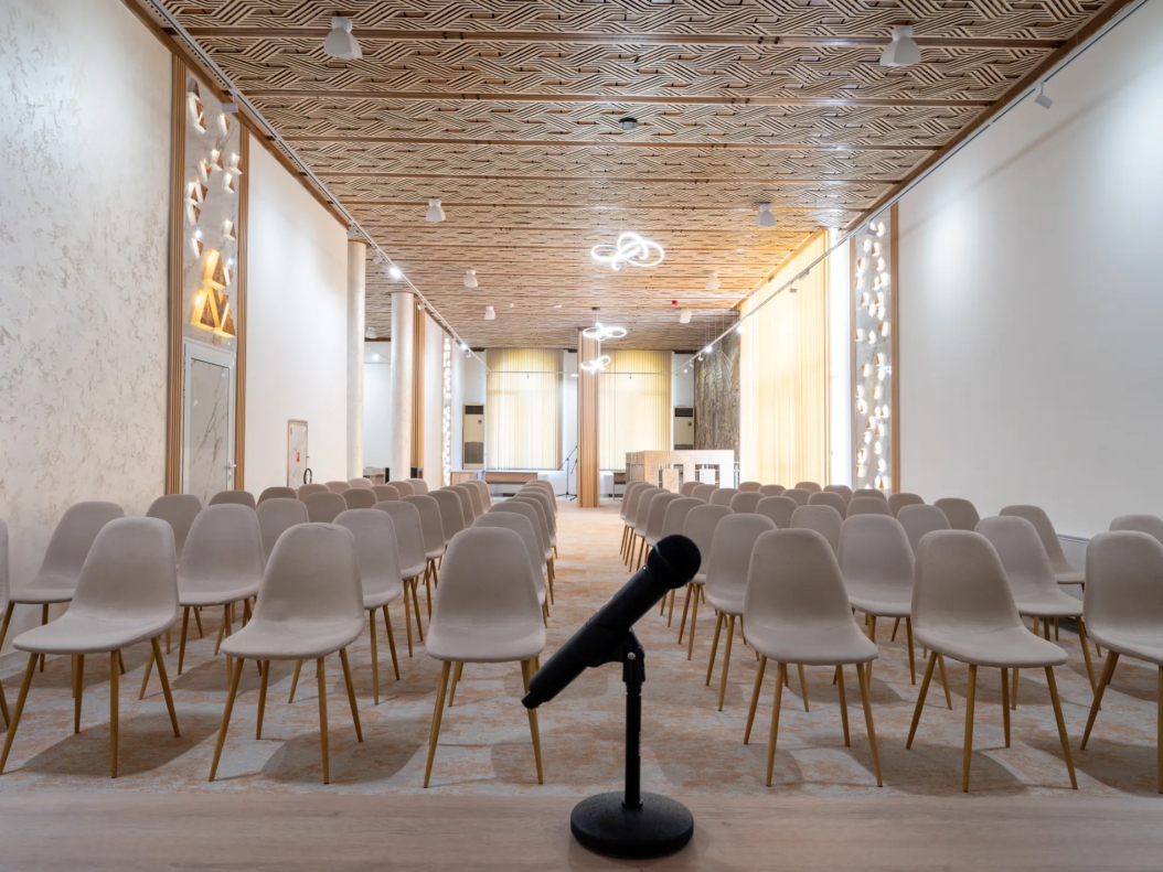 Зала Преслав